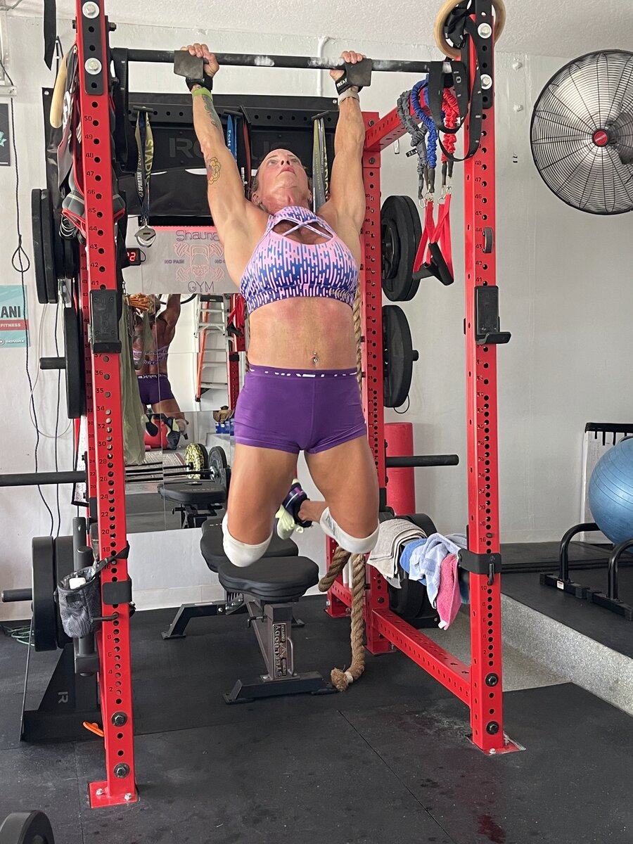 Shauna Lubrani pull-ups